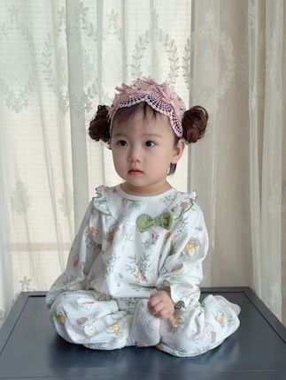 有亿点点忍不住想rua #人类幼崽 #骗你生女儿 #萌娃穿搭 #生女儿就是用来打扮的 ##童装