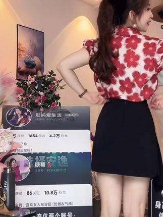 港风复古时尚衬衫女装开衫上衣夏季新款显瘦碎花气质短袖印花