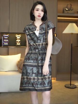 #轻奢风仙女裙 #时尚减龄穿搭 #引领时尚潮流 #遮肚子藏肉显瘦连衣裙 #优雅气质
