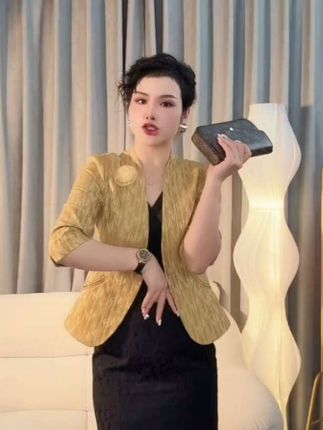 别致西装外套#新款时尚休闲小西服 #谁穿谁好看系列