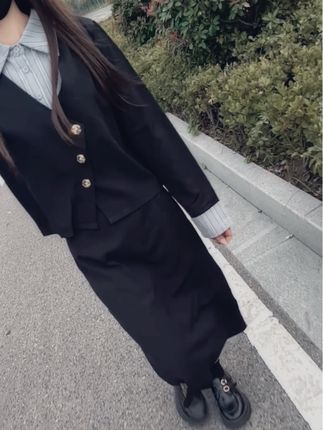 “爱会消失,承诺会失效, 人会走散,只是我们太执着于相信自己是个例外,到最后无一个例外....”#穿搭#早秋穿#小个子穿搭 #每日穿搭 #高级感穿搭