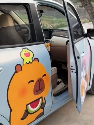 五菱门锁是裸露的 关门就是铁打铁的声音 没有减震效果 时间久了会造成车门内零部件松动引起异响 建议装上门锁减震垫#五菱 #门锁减震垫