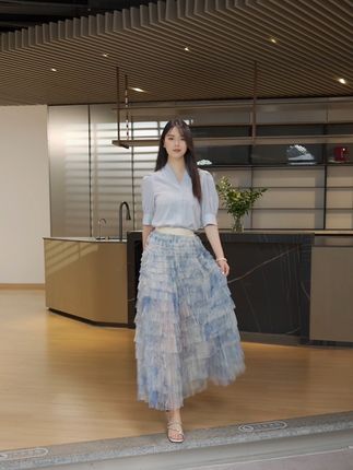 夏日职场 优雅出行 办公通勤新品 展现专业风采 #晚白爆款#25051939#夏季新品#通勤穿搭 #ootd穿搭