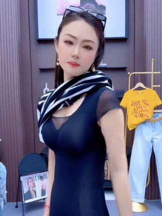 【神话升级第二代】聚拢收腹网纱袖设计花边V领无痕百搭背心A2853