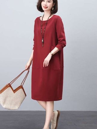 长袖连衣裙女春秋2025新款宽松大码卫衣裙妈妈洋气休闲中长款裙子#气质女装 #女装穿搭 #新款穿搭 #减龄穿搭
