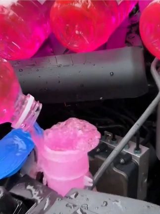 老司机都在用的四季去油膜玻璃水,有效的去除虫胶、油膜、树脂、可以防眩光,雨天行车不挂水!#汽车好物 #爱车养护 #玻璃水