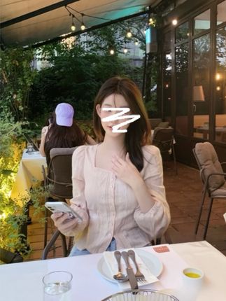 【韩系小香风上衣气质收腰显瘦蕾丝拼接粉色方领长袖衬衫女】#优雅气质 #流光机能风穿搭太有生命力了 #说好的随便穿穿呢 #说好的随便穿穿去看秀 #优雅气质