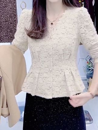 #洋气小衫 #洋气减龄 #轻奢女装 #气质穿搭 #内搭外穿都好看
