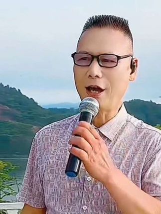 老公就是给媳妇打一辈子工,妻子就是欺负老公一辈子,不能有怨言,媳妇说啥都得听。