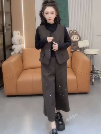 #完美搭配#森系少女感穿搭#早秋贵气感穿搭#早秋穿搭三分钟出门不是梦#拿捏秋冬叠穿公式