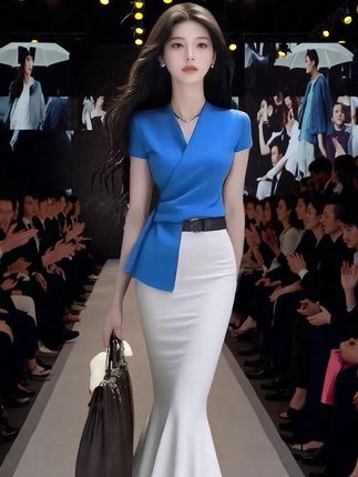 新款温柔风蓝色修身短袖V领收腰不规则上衣+白色包臀半身长裙 #夏季新款套装 #优雅气质 #好身材好气质 #这也太好看了 #气质女神穿搭