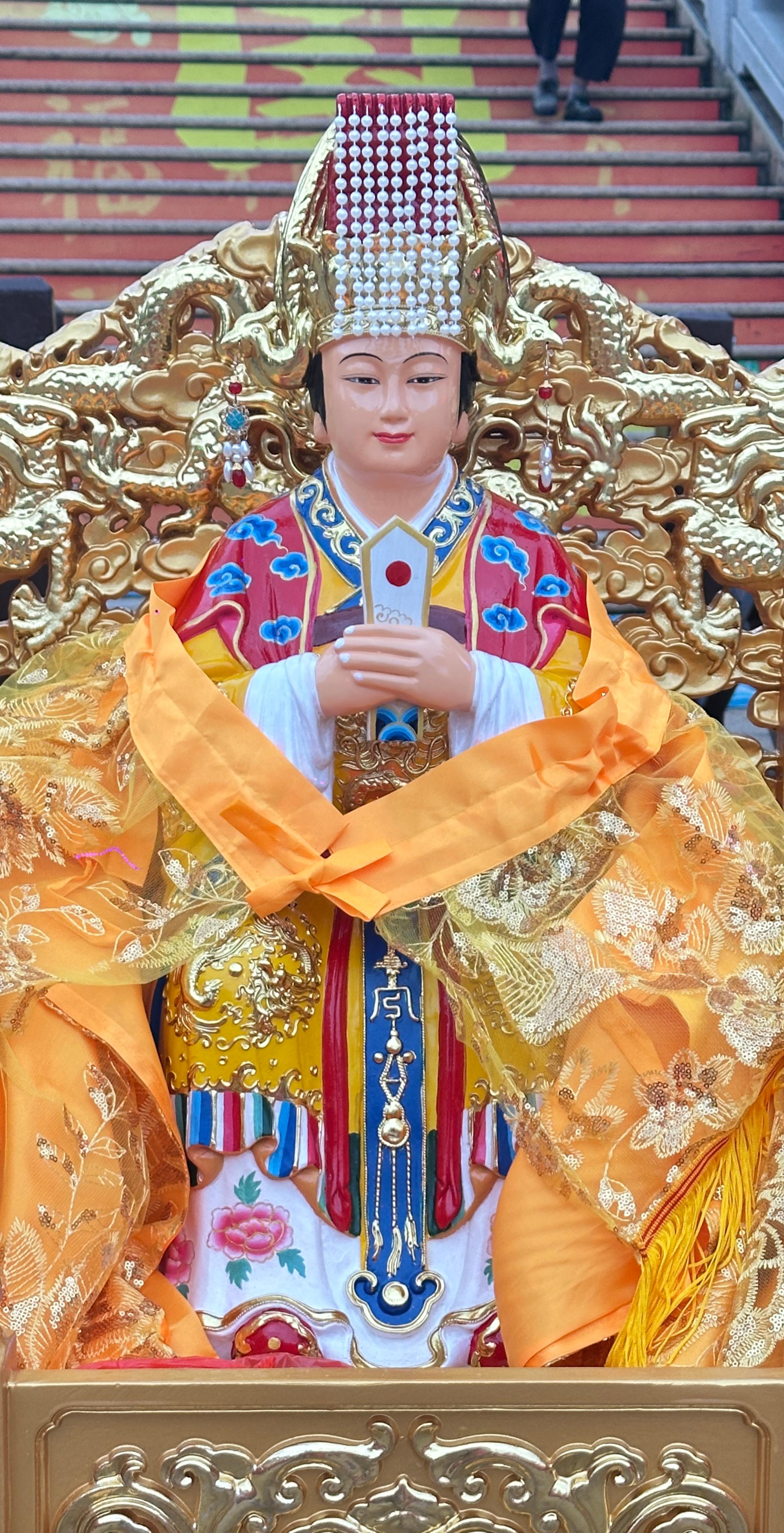 “敬这人间的风,敬那未完成的梦,来日不一定方长,当下皆是最好!”#财运亨通 #有求必应 #湄洲岛妈祖 #妈祖 #潮汕习俗