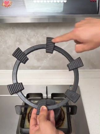 #煤气灶防滑架 铸铁的耐高温又稳当,而且通用型适合每个家庭使用#厨房必备 #防滑锅架