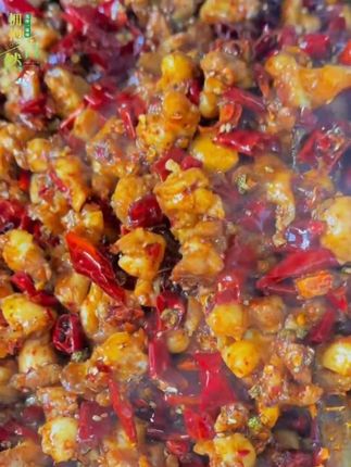 自贡特产 麻辣冷吃兔 兔丁 兔子肉 四川美食#舌尖上的味道 #太好吃了 #好吃到停不下来 #无辣不欢