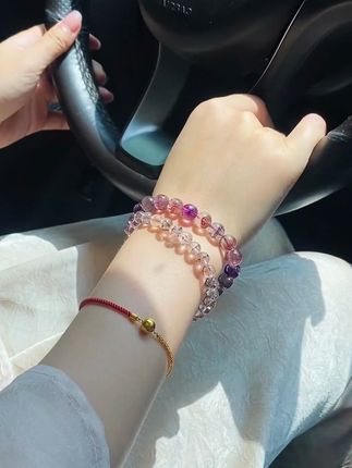 我的超七水晶手串,上手就一整个华丽丽,逆天神仙颜值!不愧被称为水晶皇后#超七水晶 #超七手链 #天然水晶 #九紫离火运 #水晶的尽头是超七