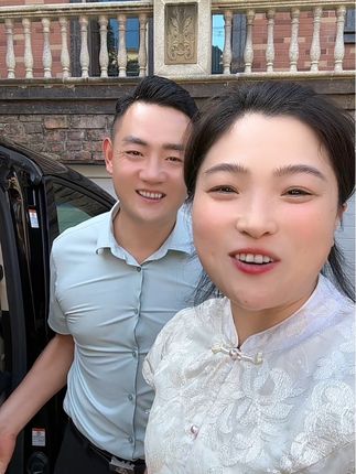 今天多多姐的生日,祝多多姐生日快乐,每天都开心,永远年轻漂亮永远18岁,还给多多姐特意带了她喜欢吃的羽衣甘蓝面条,因为她不怎么吃白面条,以后让她家里把白面条都换成羽衣甘蓝面条#面条 #羽衣甘蓝面条