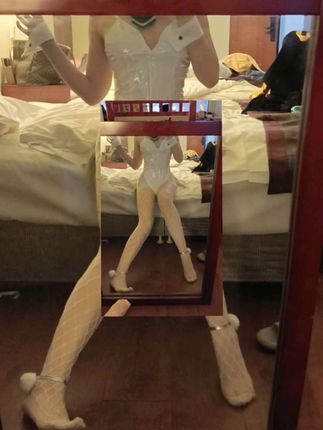 猜猜是什么角色呢 #大长腿 #胜利女神nikke #nikke