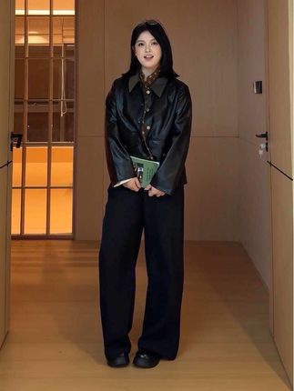 发现一条腿粗女生的天菜神裤! #显瘦穿搭 #微胖穿搭 #如何通过穿搭摆脱路人感 #秋季不露腿穿搭 #一口苏达