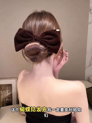 显脸小蝴蝶结发夹原来还有这么多用法,真的狠狠心动了#蝴蝶结发夹#头饰发饰 #高颅顶 #显脸小 #早秋穿搭