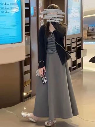 秋季新款条纹吊带长袖开衫外衣显瘦半身裙三件套#三件套#吊带长袖#开衫#秋季穿搭 #新款上新