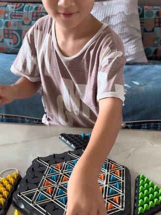 连锁三角棋,全家人可以一起玩的游戏,锻炼孩子的观察力和空间感知能力 #益智玩具 #亲子互动 #连锁三角棋 #儿童玩具