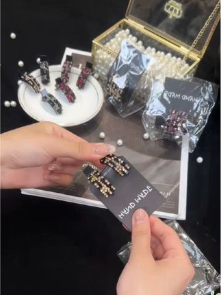 终于找到这么好看的彩色刘海夹了,固定碎发,一夹轻松搞定多种发型#碎发整理 #头饰发饰 #刘海夹 #仙女必备 #美出高级感