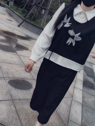 人没钱不如鬼,汤无盐不如水,一颗好心,永远比不上一张好嘴。但钱那么靠谱的东西都有假,更何况人说的话呢#穿搭 #气质穿搭 #洋气减龄
