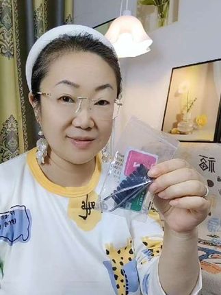 一撕一贴手机不怕进灰尘了 #手机防尘贴 #手机防尘贴网 #手机防尘网 #手机防尘网贴 #手机防尘网贴条