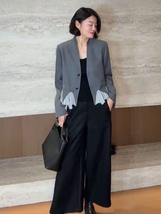 TANTAN 时尚气质通勤拼接秋季短款西装外套#穿出高级感 #高级感穿搭 #西装 #外套 #高端女装搭配