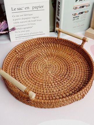 家用除湿袋干燥剂,室内衣柜防潮防霉利器。可挂式设计,宿舍学生适用,有效吸湿,远离潮湿困扰。#除湿防霉剂 #室内除潮 #挂式方便 #学生用品 #家庭必备