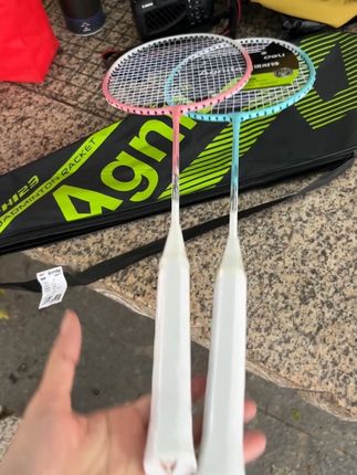 放暑假我,我就第一时间给孩子们买了这个得力的羽毛球拍,帮我分散孩子看电视,玩手机的注意力,便宜,质量好#打羽毛球