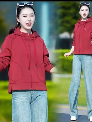 韩版高级感连帽外套女春秋宽松卫衣时尚女装洋气休闲百搭款#品质女装 #日常分享 #时尚穿搭 #休闲减龄穿搭 #@DOU+小助手