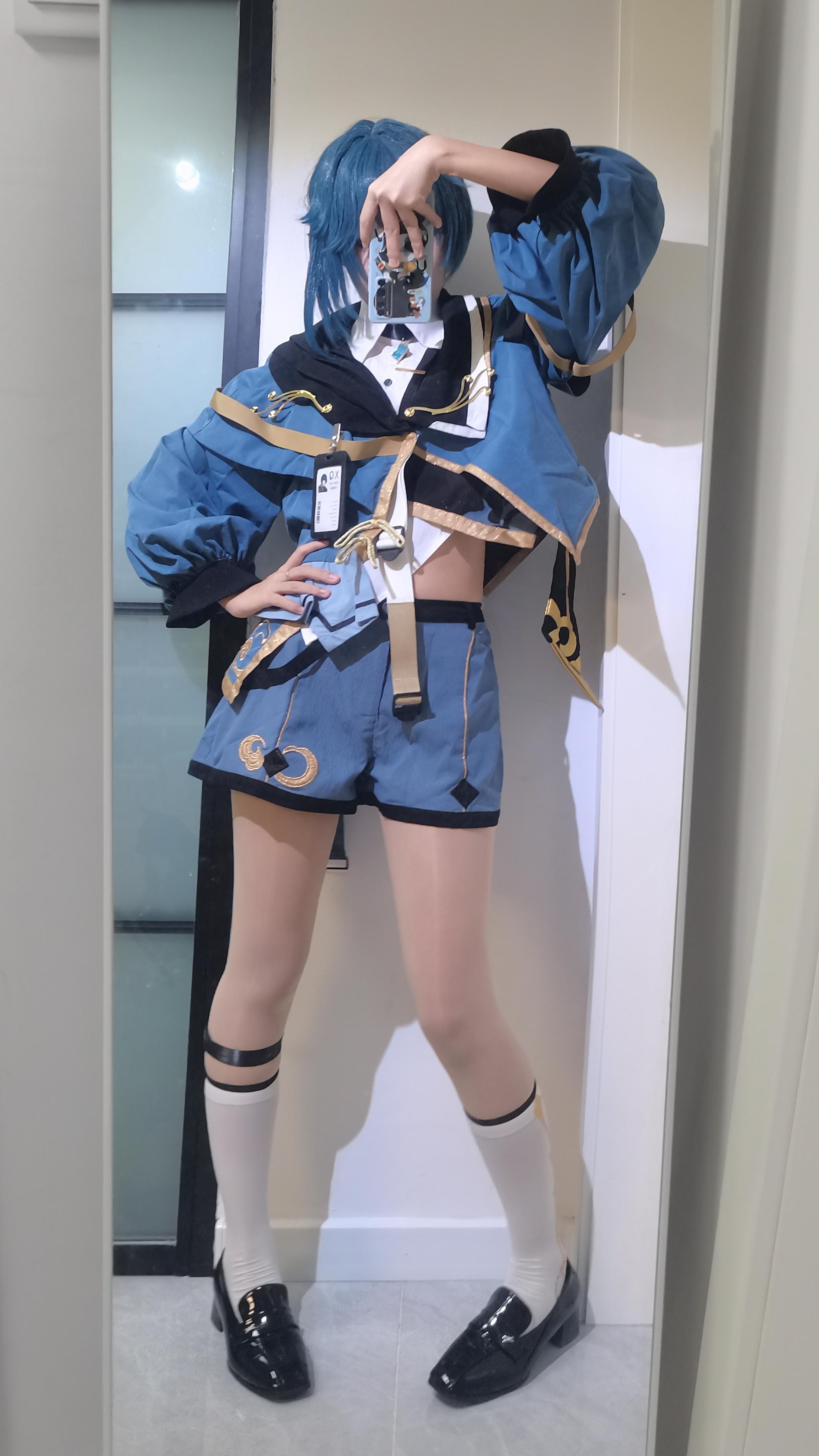 几年前买的衣服。小了 出了前妻#cos试衣 #行秋cos #原神行秋 #二次元 #ooc致歉