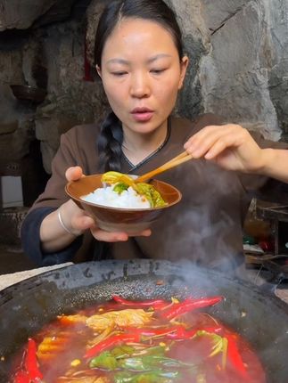 #美食 #农村美食 #贵州豆豉火锅底料 #又辣又香 #太下饭了