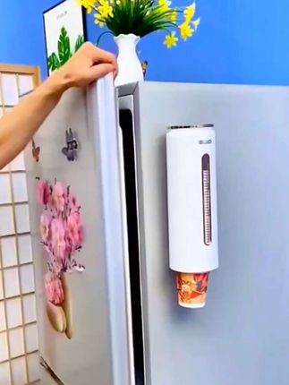 置物架取杯器一次性免打孔杯子水杯置物架纸杯架子家用水杯收纳盒#好物推荐🔥 #居家好物 #生活小妙招 #好物分享🔥 #是时候展现真正的技术了