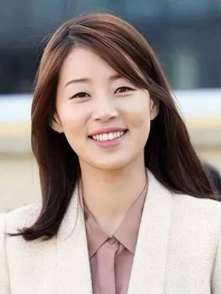 在前任弟弟葬礼痛哭却遭背叛,如今却被丈夫宠成公主 #李东健 #韩智慧 #韩娱