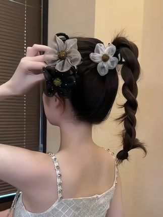 #美出高级感 气质网纱水钻花朵抓夹#头饰发饰#洋气减龄#花朵抓夹#网红发饰