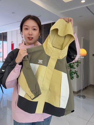 #森林棠 去年大爆款三防软壳风衣外套破价啦!100多到手这种品质的太值啦#春秋穿搭 #品牌童装 #儿童外套 #亲子款