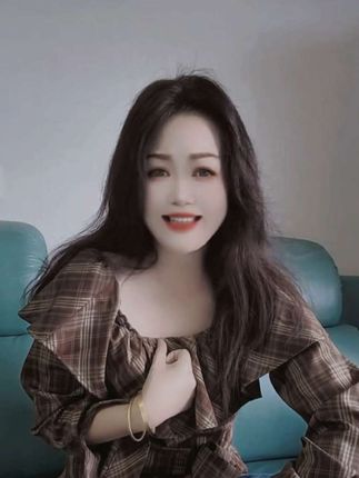 若爱已消失,请坦率结束;若你还爱我,就别用欺骗敷衍我的真心。