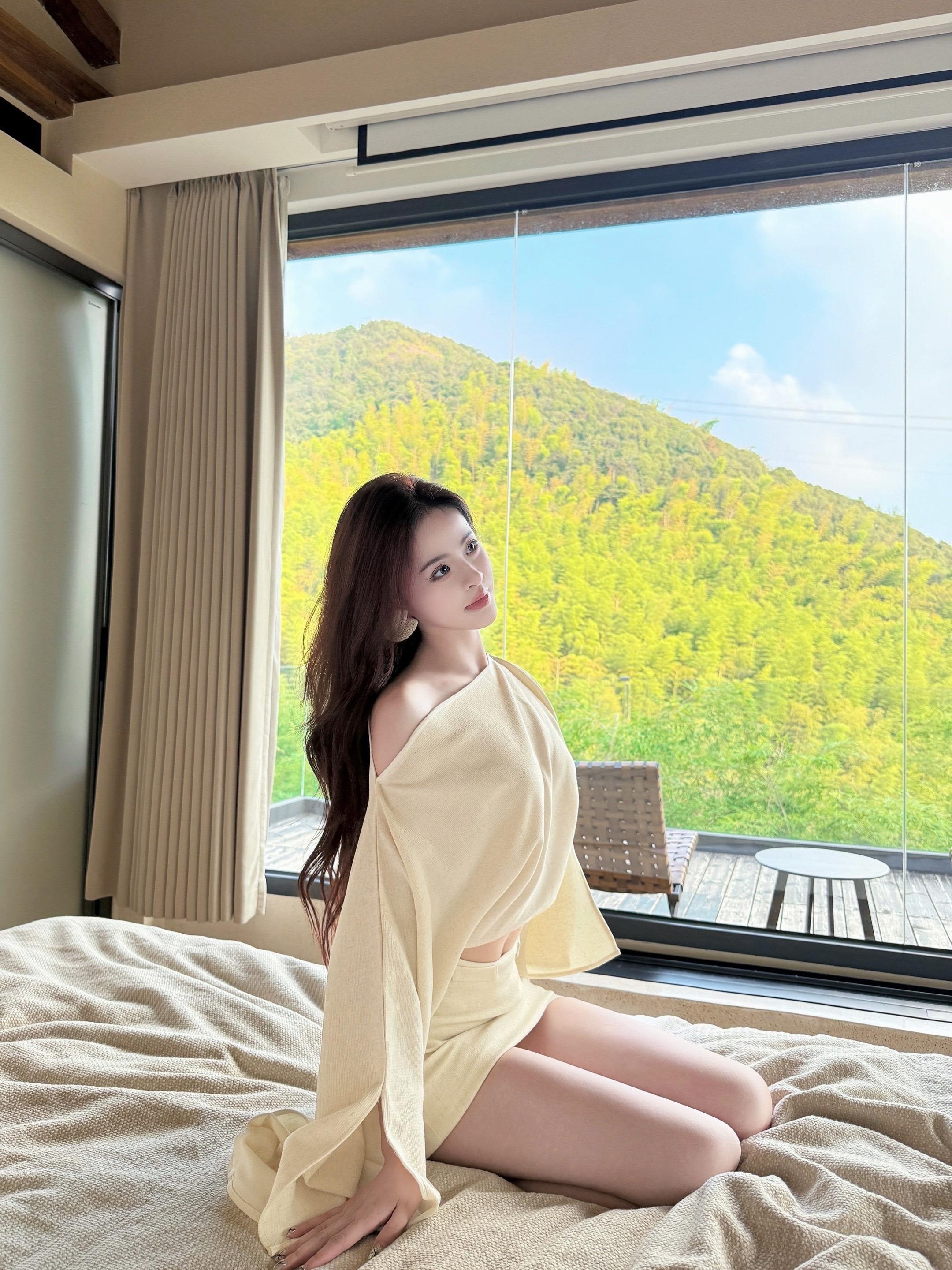 人需要定期度个小假👒。#staycation #inmyfeeling #江浙沪周边游 #安吉民宿 #山里风景