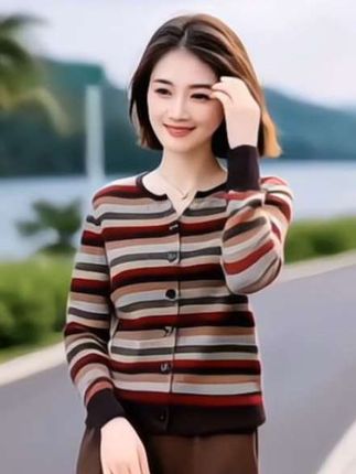 #秋冬穿搭新鲜感在线 #早秋穿搭三分钟出门不是梦 #秋季微胖穿搭测评 #初秋一周不重样穿搭 #秋季不露腿穿搭