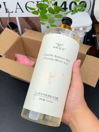 闺蜜推荐的山茶花沐浴露,3斤大容量超耐用!留香持久,味道高级,被窝都是香的 #沐浴露推荐 #山茶花沐浴露