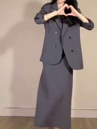 :别希望,别盼望,别指望,就不会失望!#气质女神穿搭 #高级感穿搭 #通勤搭配 #早秋新款搭配 #今天穿什么