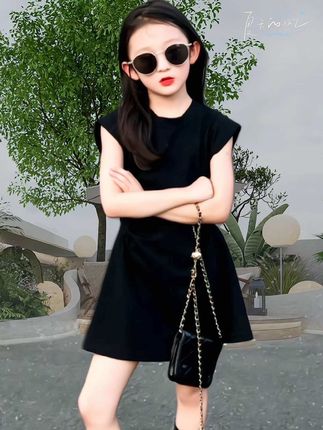 #夏季穿搭 #女童连衣裙#时尚休闲#谁穿谁好看