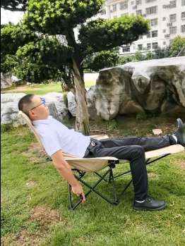加棉加大折叠躺椅#户外休闲 #户外用品 #野营 #月亮椅