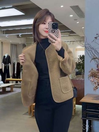 #每日分享 #小香风皮毛一体毛呢外套#秋冬穿搭 #轻奢女装 #谁穿谁好看