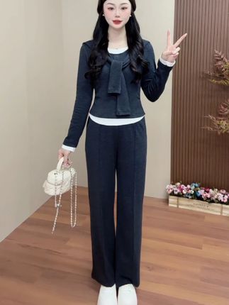 洋气慵懒减龄套装2025秋季新款韩系撞色假两件上衣直筒裤两件套女 #时尚减龄套装 #时尚百搭套装 #女装穿搭 #秋冬新款