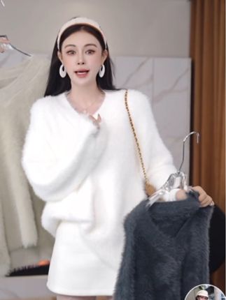 很舒服很软糯的毛衣,很好穿又保暖,秋冬一定要有的单品! #秋冬穿搭 #新款上新 #毛衣穿搭 #穿搭