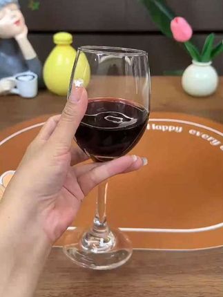 #抖音热点宝 #日用百货 #红酒杯 #透明玻璃材质 #干杯吧朋友 @流量助力扶持