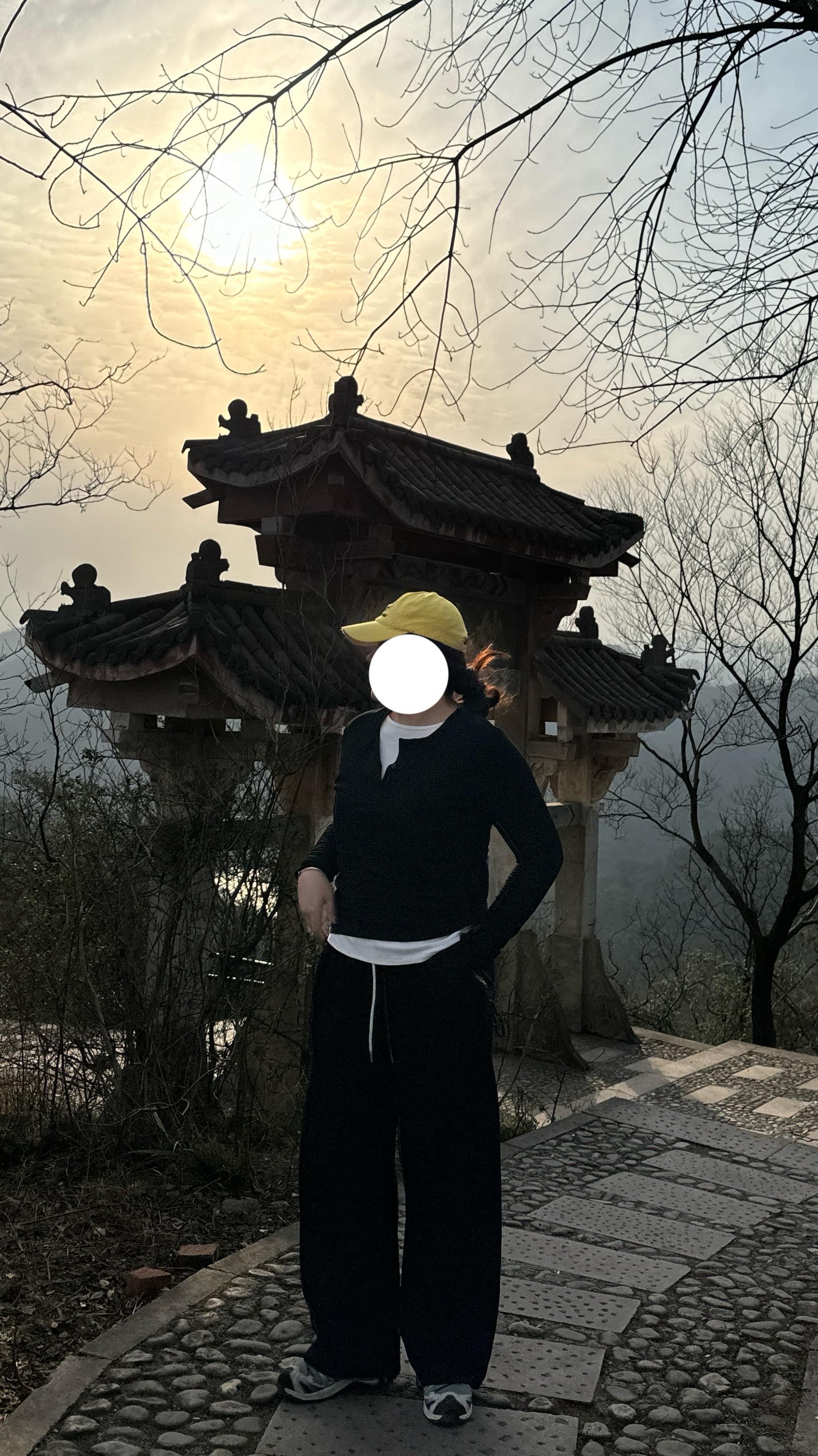 假两件打底噢。#微胖女生#好物分享#苹果型身材#假两件#打底